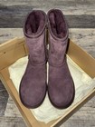 Ugg Women s Classic Short Ii Purple Suede Boots Size 7 New 