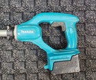 Makita Bvr450z - 4  Concrete Vibrator 18v Li-ion Battery Included