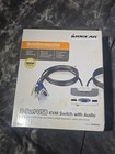 Iogear   2-port Usb Kvm Switch   Box Audio Molded-in Cables   Hot Key   Gcs632u