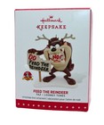 Hallmark Ornament  2015 Feed The Reindeer   Qxi2107   Looney Tunes