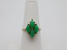 Sweet Vintage 10k Solid Yellow Gold Dyed Green Chalcedony Agate Stone Ring