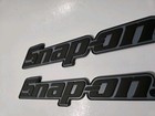 2pk Snap On Tools Logo Emblem Matte Black Badge Decal   2 Pocket White Pry Bars 