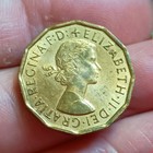 1967 Queen Elizabeth Ii Brass Threepence 3d  Britain  Uk  Really Nice Condition 