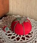 Small Vintage Red Tomato   Strawberry Sewing Pin Cushion Japan