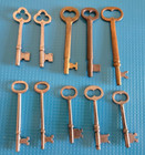 Lot Of 10 Assorted Antique Skeleton Keys 7 Steel   3 Brass
