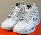 Women s Nike Blue Chip Ii Int Basketball Shoes 2009