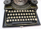 1927 Underwood 4 Bank Portable Typewriter Green Marble Case Types Needs Service