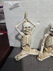 Halloween Skull Skeleton Statue Spooky Resin Figurine Decor Sculpture Ornament