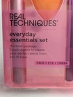 Real Techniques - Everyday Essentials 5 Piece Brush Set - Face - Eye - Cheek