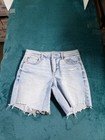 American Eagle Shorts Size 4 Womens Blue Denim Stretch Mid Rise Perfect Bermuda