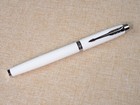 Parker Im Rollerball Pen White Lacquer With Medium Point Black Ink Refill    new