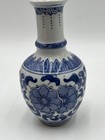 Chinese Blue White Porcelain Bottle Neck Vase Floral Design Made In China 7   