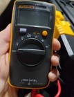 Fluke 101 Basic Digital Multimeter Pocket Portable Meter Ac Dc Volt Tester 600v