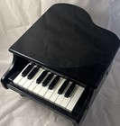 Fao Schwarz Black Wooden Toy Mini Grand Piano W  Keys  Grand Style Design