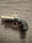Vintage Pirate Cap Pistol Die Cast Flintlock Derringer Key Chain Pirata