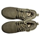 Ugg Australia Women s Neumel Boot Original Box Style 1094269 Size9 New Alpine