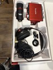 Focusrite Scarlett 2i2 Studio 2nd Gen    2 Microphones