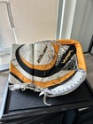 Tim Thomas Used Worn Catcher Glove Nhl Boston Bruins Coa Classic Auctions