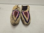 Antique 8 75  Pair Of Native American Indian Beaded Moccasins Triangle Decorated