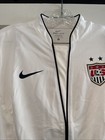 Women   s 2010 2011 Nike Soccer Jersey L