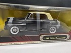 Yat Ming 1 18 Road Signature 1948 Ford Convertible Deluxe Edition Die Cast   New