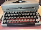 Vintage 1950s Royal Quiet De Luxe Portable Typewriter W  Case   Key - Works