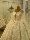 Luxury A-line Wedding Dress Square Neck Sulfur Sleeves Lace Sequins Bridal Gowns
