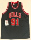 Dennis Rodman Signed Chicago Bulls Jersey  91 Autograph     Jsa Certified