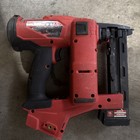Milwaukee M18 Fuel 18 Gauge 1 4    Narrow Crown Stapler