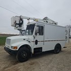 2002 International Lamp Lighter Stepvan 41  Versalift Bucket Boom Truck Dsl Auto