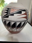 Huge Native American Jemez Pottery Vase Nm  L  Toya  11    X 10    