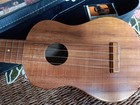 Vintage Kamaka Ukelele Hawaiin Guitar With Case Made In Hawaii 1960s