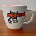 Vintage Hooters Restaurant    delightfully Tacky Yet Unrefined    Coffee Mug Mancave