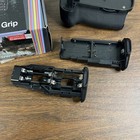 Vivitar Pg-5dmiii Deluxe Power Grip For Canon Eos 5d Mark Iii  viv-pg-5dm111