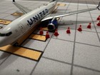 24x Premium Airport Traffic Cones Aircraft Gse 1 400 Scale Diorama  red white 