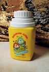 Vintage 1983 Thermos Yellow Rainbow Brite Plastic Lunchbox   Thermos Set Handle 