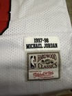 Michael Jordan Signed Mitchell   Ness Chicago Bulls 1997-98 Jersey 48 Xl Coa