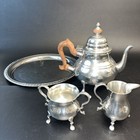 Stieff Pewter Williamsburg Restoration Wood Handle Teapot Creamer Sugar Set Vtg
