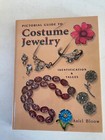 Pictorial Guide To Costume Jewelry Ariel  Bloom Hc
