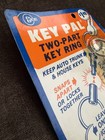 Vintage Key Pal Perry Blackburne Pbee Two Part Key Ring Pull-apart Keychain Nos