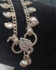 Vintage Gg 9  Silvertone Chain Leaflet Charmed Anklet Pre-owned Estate Jewelry 