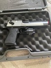 Magnum Research Inc Desert Eagle Co2 Airsoft Gun W laser Sight And W case