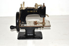 Singer Sewing Machine Toy Black Vintage Hand Crank Cast Iron Metal Collectible