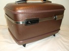Vintage Amercian Tourister Cosmetic Travel Train Hard Case Mauve