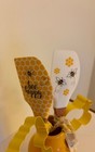 Farmhouse Bee-themed Kitchen Decor Cermanic Holder 2 Spatulas 2 Cookie Cutters
