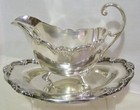 1847 Rogers Bros Silverplate Footed Gravy Sauce Boat   Tray  Remembrance 9813