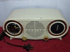 Vintage 1950s Zenith Owl Eye Radio S-20142 - White Bakelite - Not Working - L356