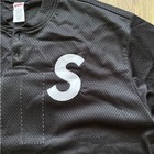 Auth Supreme S Logo Baseball Henley - Large