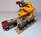Brio Wooden Railway 33280 Freight Goods Station Crane