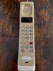 Vintage Motorola Brick Cell Phone   Model F09lfd8456ba   Very Clean Condition